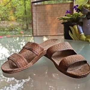 Pali Hawaii Brown Sandals